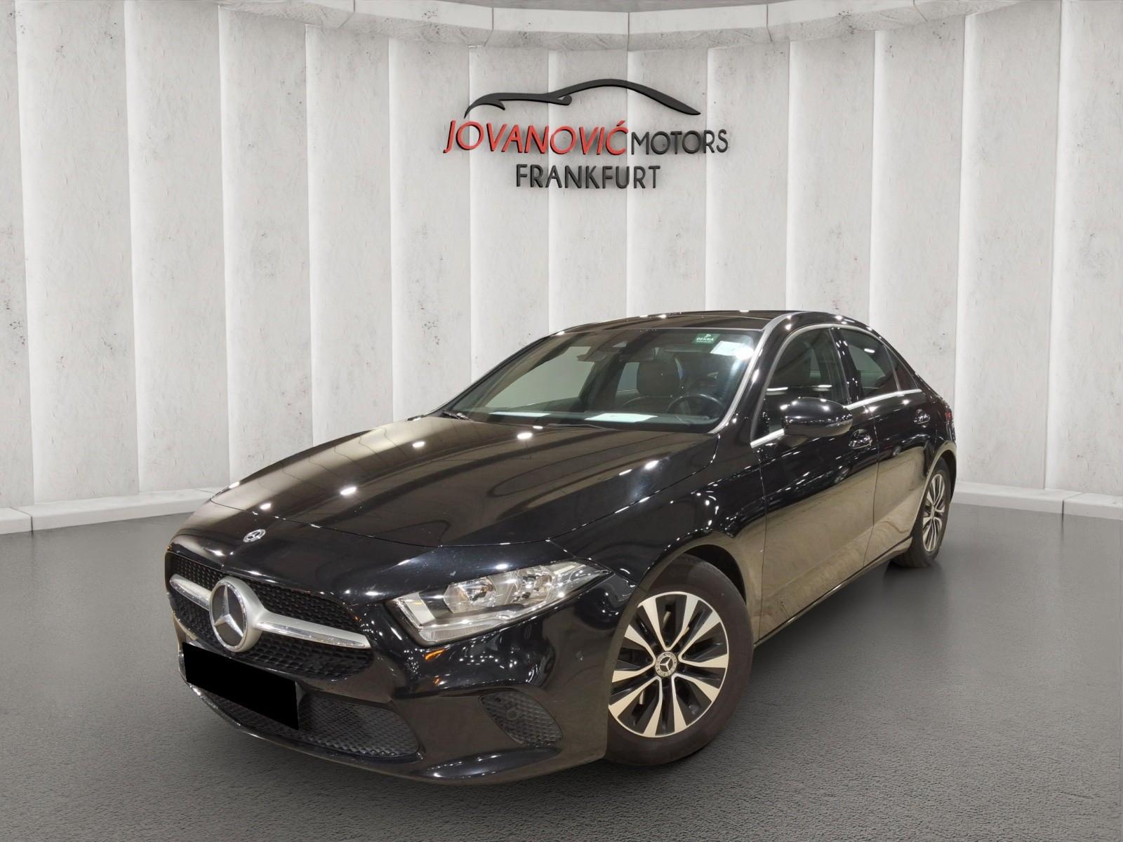 Mercedes-Benz A 180 d 7G-DCT,VirtCock,PANO,RFK,SportMFLR*13