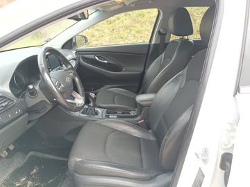 Hyundai i30 - 10