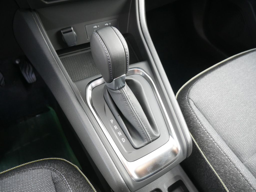 Fahrzeugabbildung Renault Captur Techno TCe 160 EDC Mild Hybrid