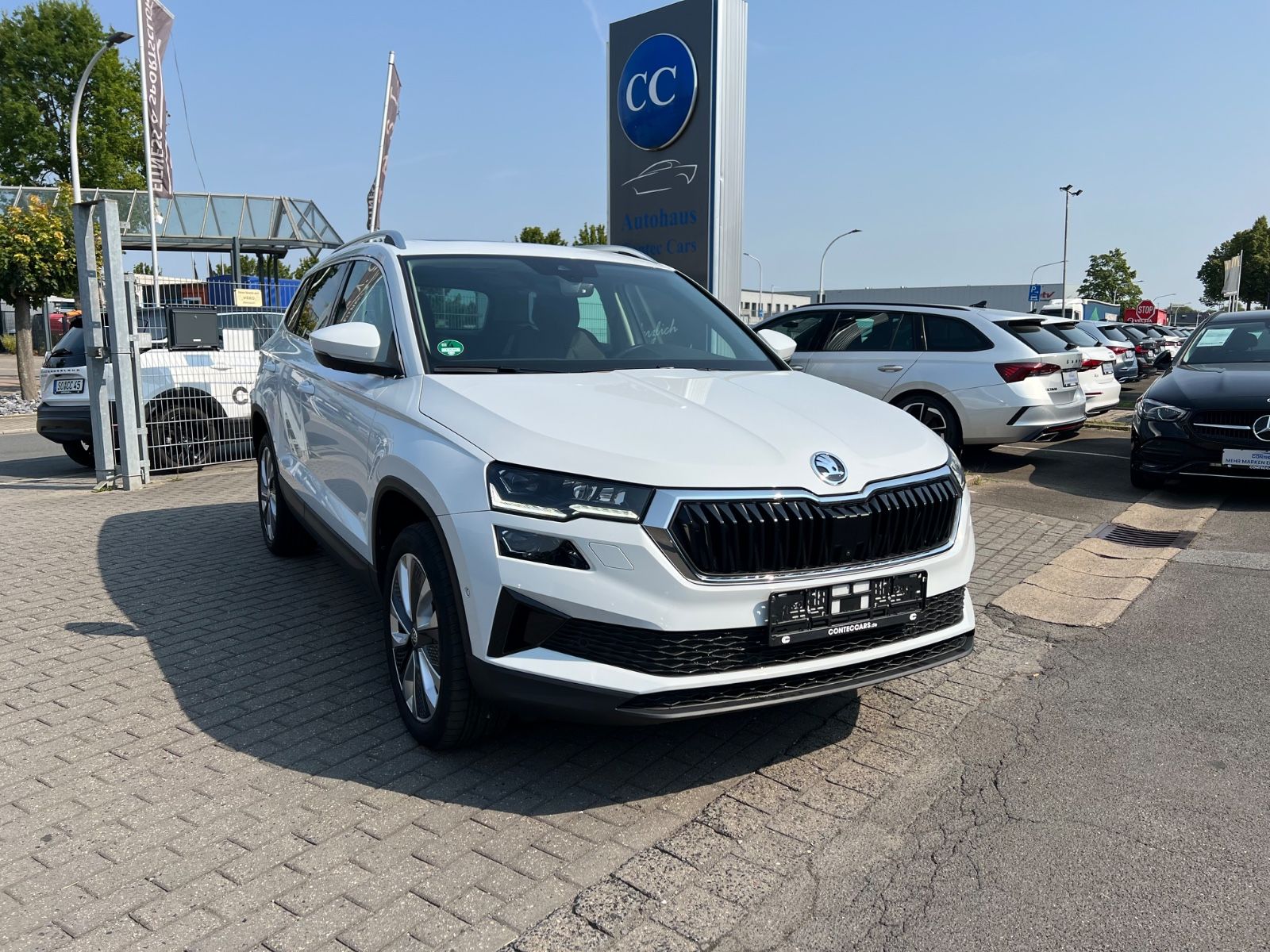 Skoda Karoq 2.0 TDI Style AHK+Parken+Traveller+Pano