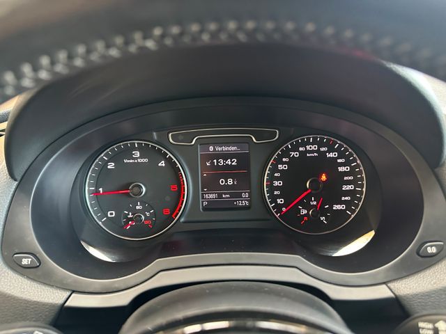 Audi Q3 2.0 TDI quattro *AHK*Xenon*Sline*