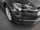 Volkswagen Golf VII Variant Highline NAVI PRO SHZ AHK - Volkswagen Golf mit Diesel-Antrieb: Schaltgetriebe