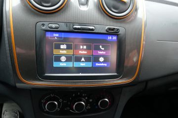 Fahrzeugabbildung Dacia Sandero II Stepway Celebration