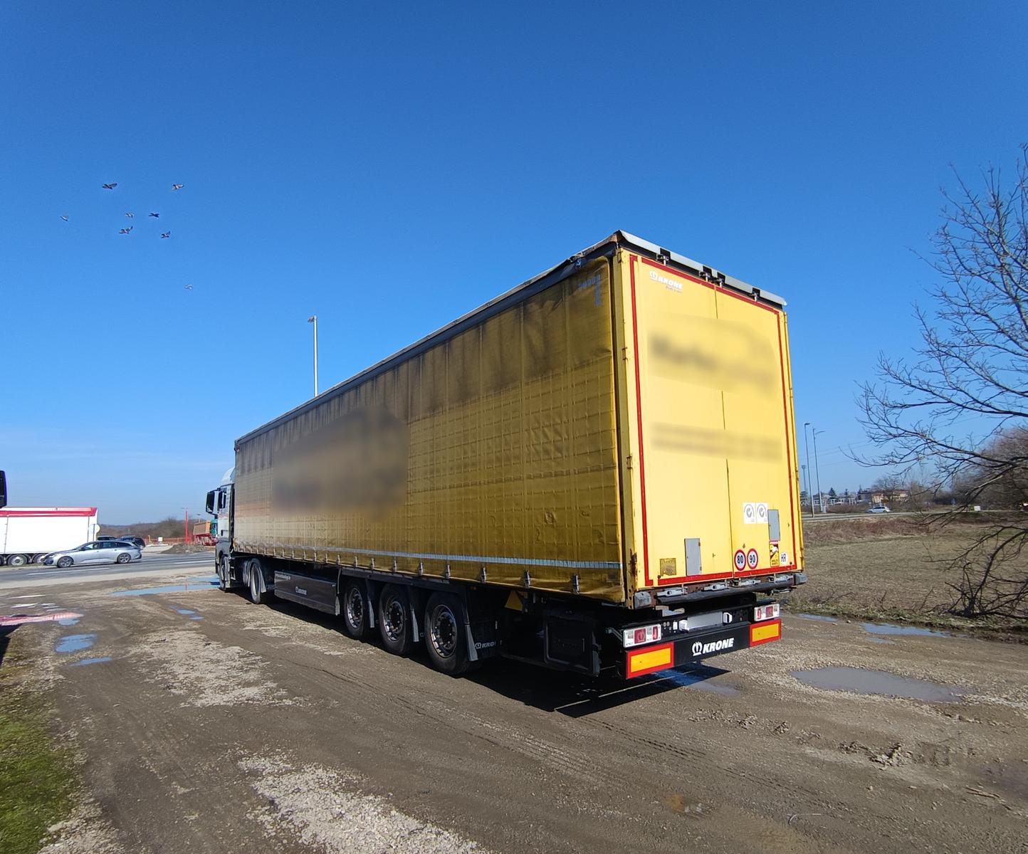 Krone SDP 27, Palettenkasten