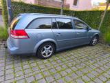 Opel Vectra - Opel Vectra aus 2004: Kombi