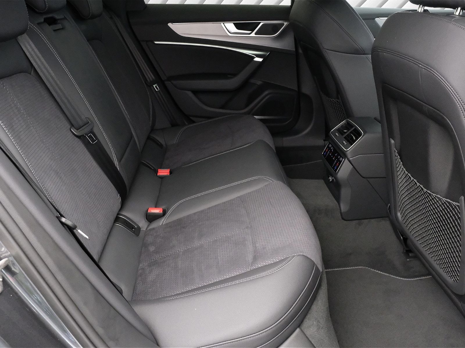 Audi A6 - Bild 12