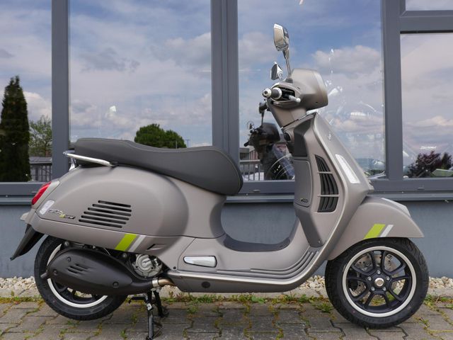 Vespa GTS 300 Supertech - Keyless - Tech - alle Farben