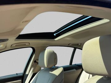 BMW 520 - 12