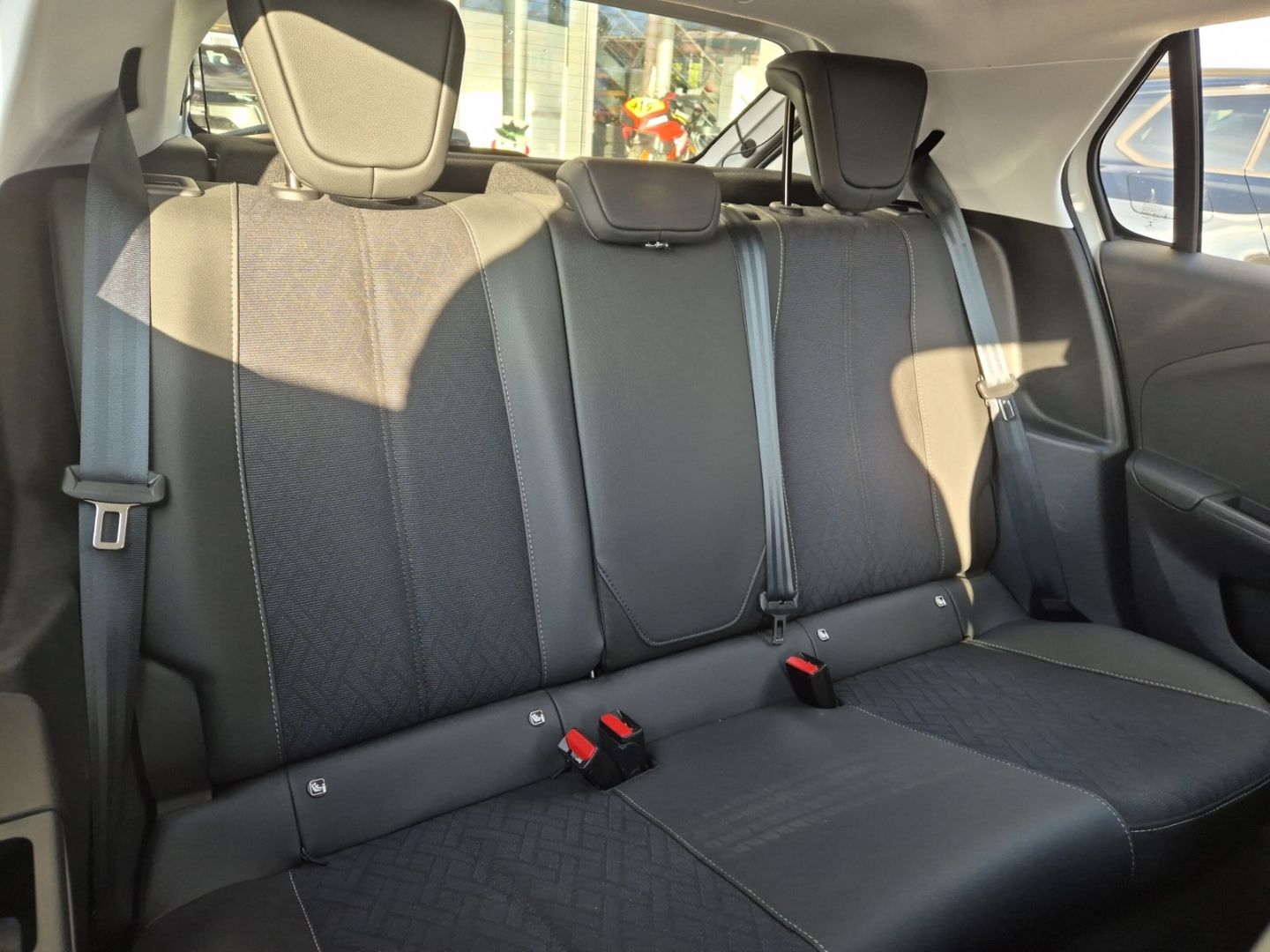 Fahrzeugabbildung Opel Corsa-e Corsa F e Elegance Navi LED ACC Apple Ca