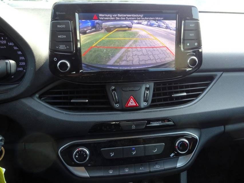 Fahrzeugabbildung Hyundai i30 i 30  Fastback 1.4 T-GDI  Trend
