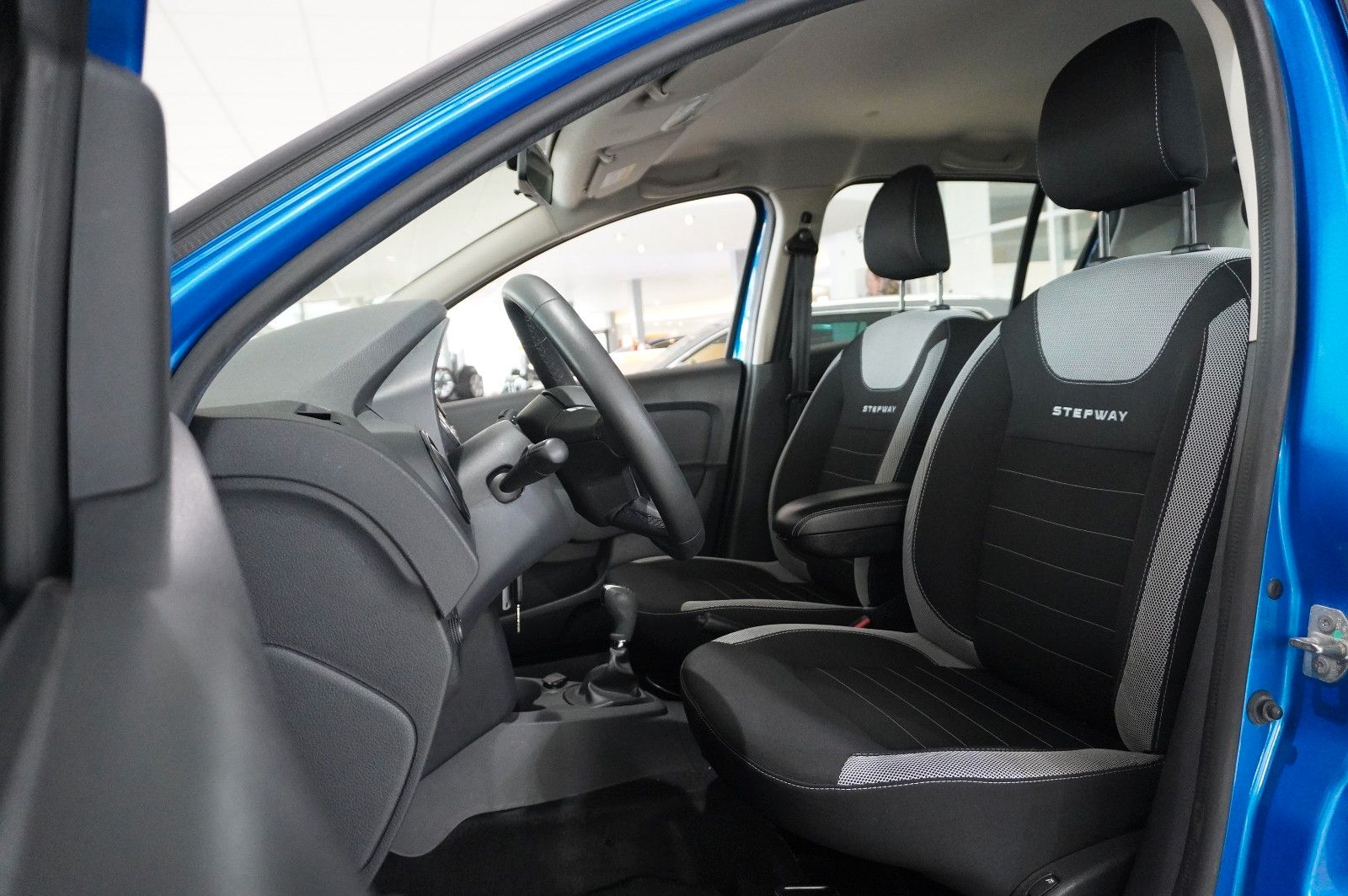 Fahrzeugabbildung Dacia Sandero II Stepway 0.9 TCE PRESTIGE NAVI/LED/SHZ