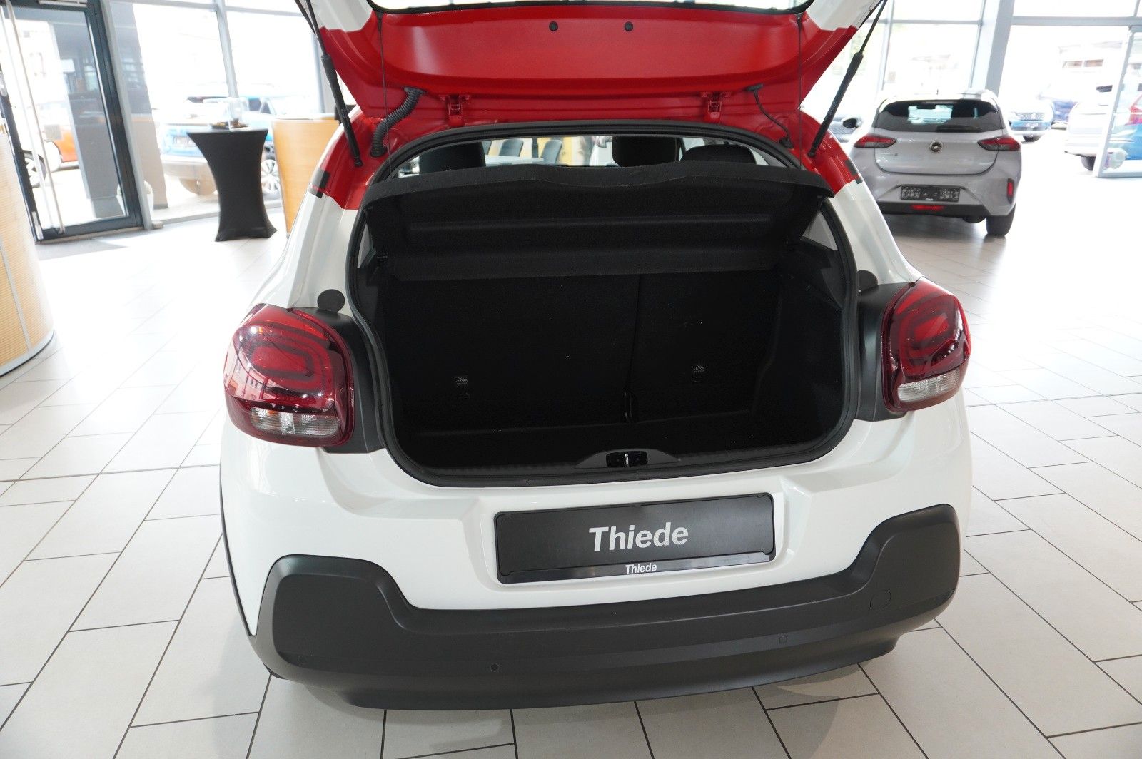 Fahrzeugabbildung Citroën C3 LIM. 1.2 FEEL LED/KLIMA/SHZ/PDC/TEMP./USB