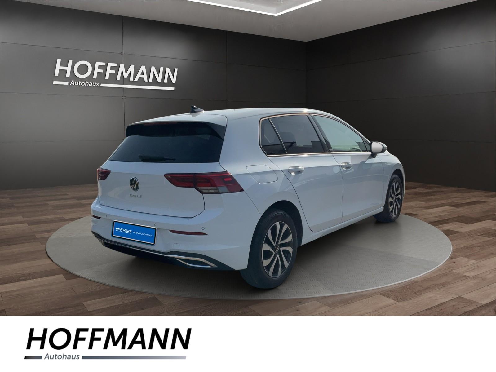 Volkswagen Golf VIII Lim. 1.0 TSI Life NAVI+ACC