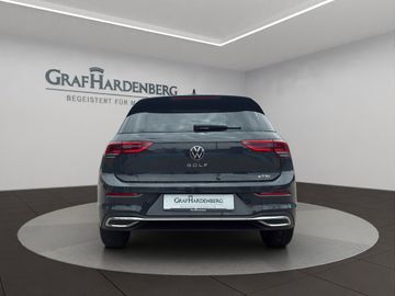 Volkswagen Golf - 5