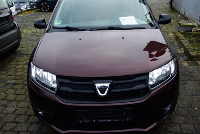 Dacia Sandero 1.2 16V 75 Celebration