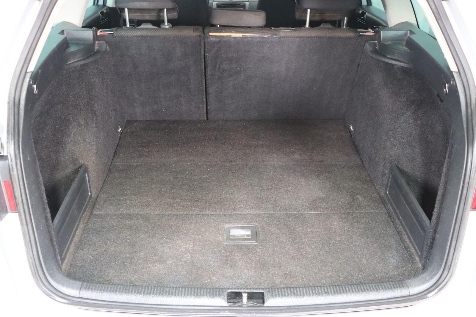 Fahrzeugabbildung Volkswagen Passat 1.4 TSI DSG BlueMotion Variant