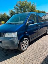 Volkswagen VW T5 Caravelle - gebrauchte Volkswagen T5 Caravelle aus dem Jahr 2008