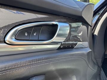 Porsche Panamera - 9