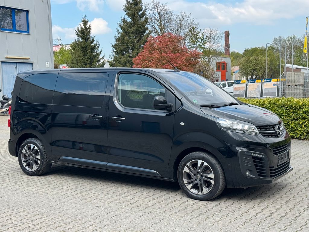Image of Opel Zafira Life