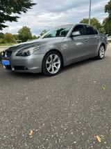 BMW 530i - - BMW 530 aus 2004: 530i