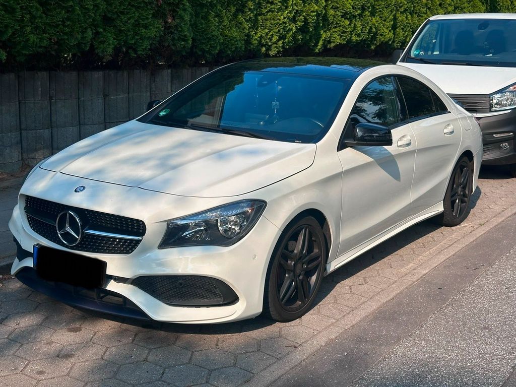 Image of Mercedes-Benz CLA 200