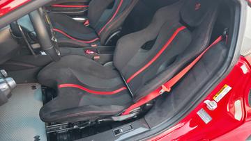 صورة 9 لـ 2018 Ferrari 488 PISTA