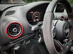 AUDI RS3 Limousine 2.5 TFSI quattro *black Edition