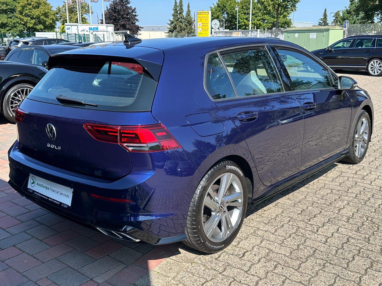Volkswagen Golf VIII 2.0 TDI DSG Lim. R-LINE*VIRTUAL*R-CAM*