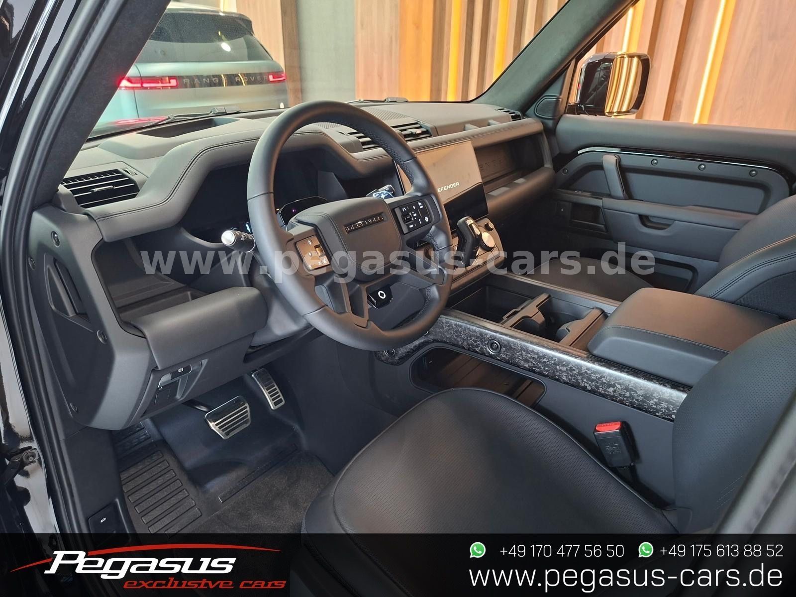 LAND ROVER Defender - 2