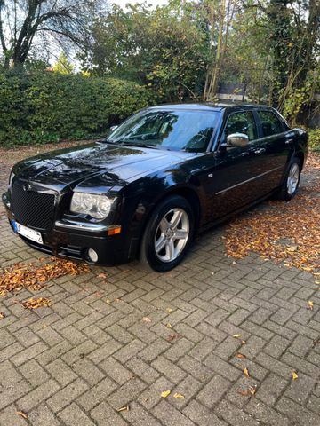 Chrysler 300C 3.5 Autom. - bj.09 mit Abstandstempomat 