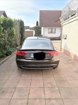Audi A5 3.0 TDI V6 Sportback - S-Line - Audi A5: V6