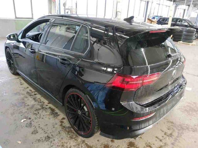 Golf VIII GTI 2.0 TSI Clubsport AKRA MATRIX+PANO