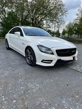 Mercedes-Benz Mercedes Benz CLS500 W218 AMG Paket ab Wer... - Mercedes-Benz CLS 500 in Duisburg
