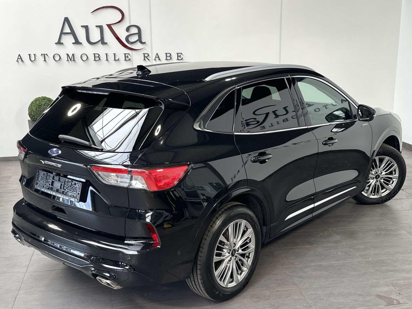 Fahrzeugabbildung Ford Kuga 2.5 Duratec PHEV Vignale NAV+LED+AHK+B&O+VC