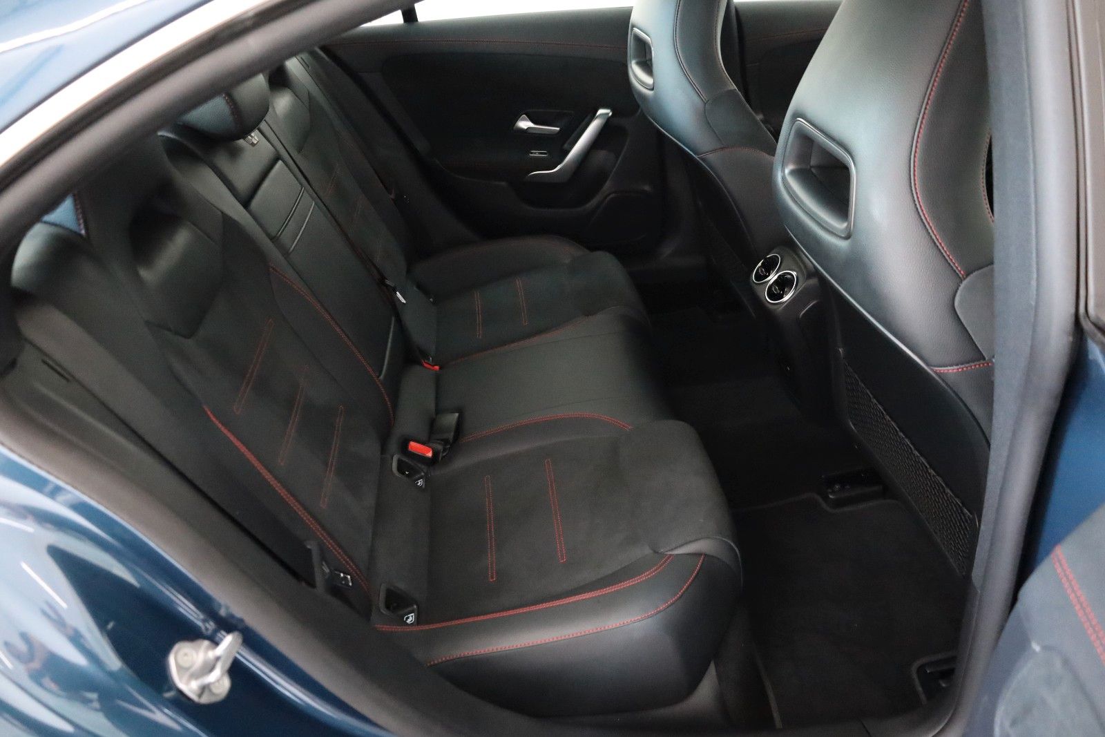 Fahrzeugabbildung Mercedes-Benz CLA 250e AMG Line  TLeder,Navi,LED,ParkPaket,AHK