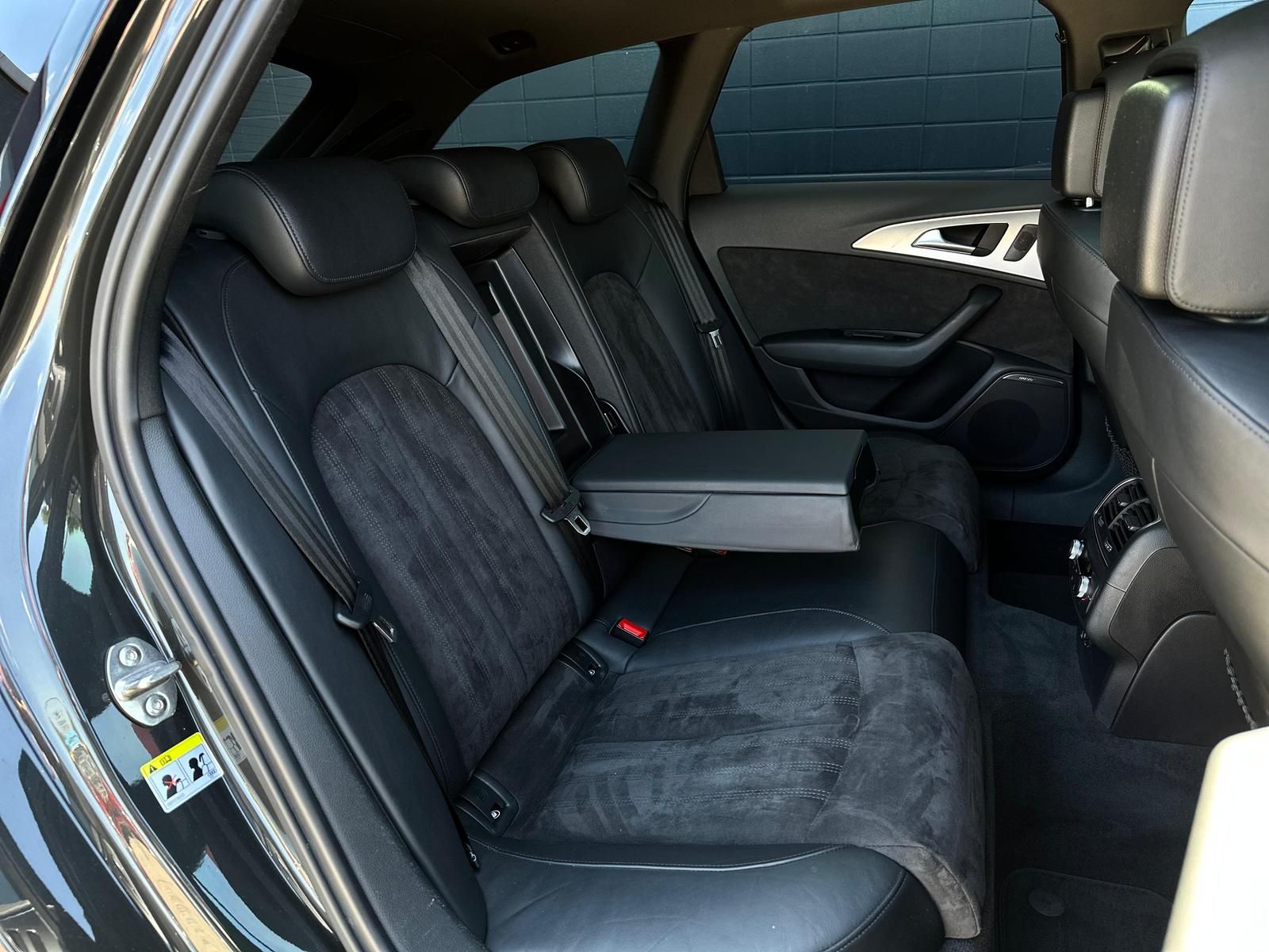 AUDI A6 2.0TDI ULTRA - Image 16