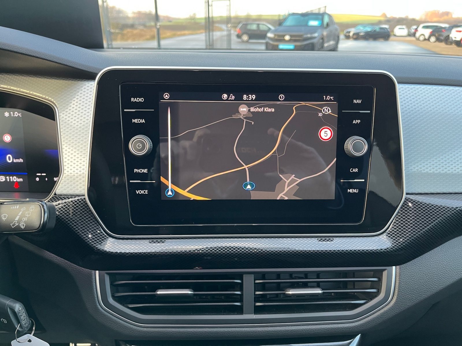 Volkswagen T-Cross - Bild 10