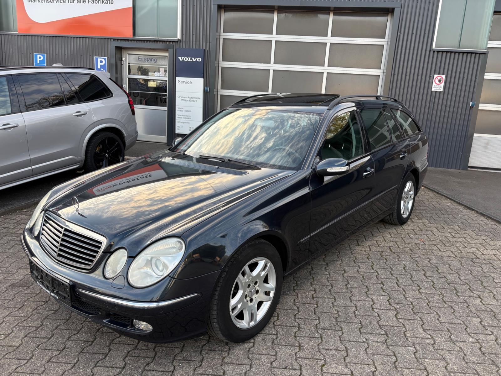 Mercedes-Benz E 320