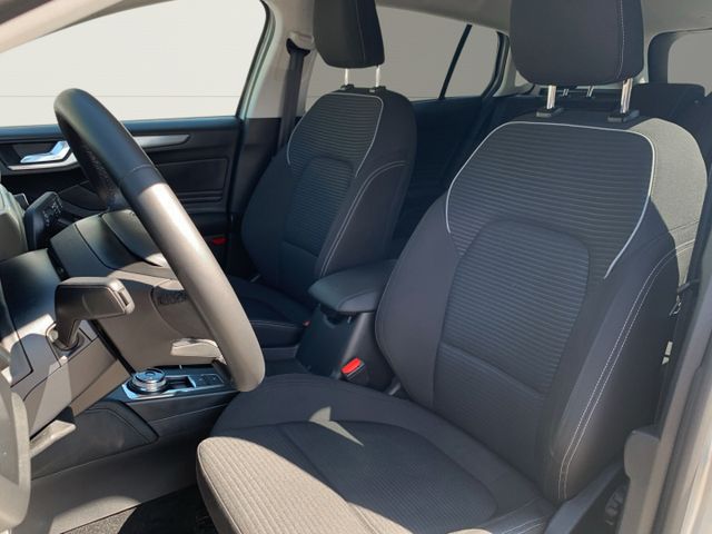 Ford Focus Turnier Titanium 1.5 ACC+Navi+Klima+LED+DA