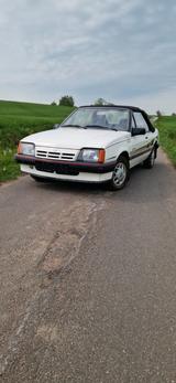Opel Ascona - Opel Ascona: Cabrio