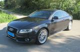 Audi A5 2.0 TFSI S-line, quattro, Keyles,NAVI,PDC,B&O - Audi A5 aus 2011: Line