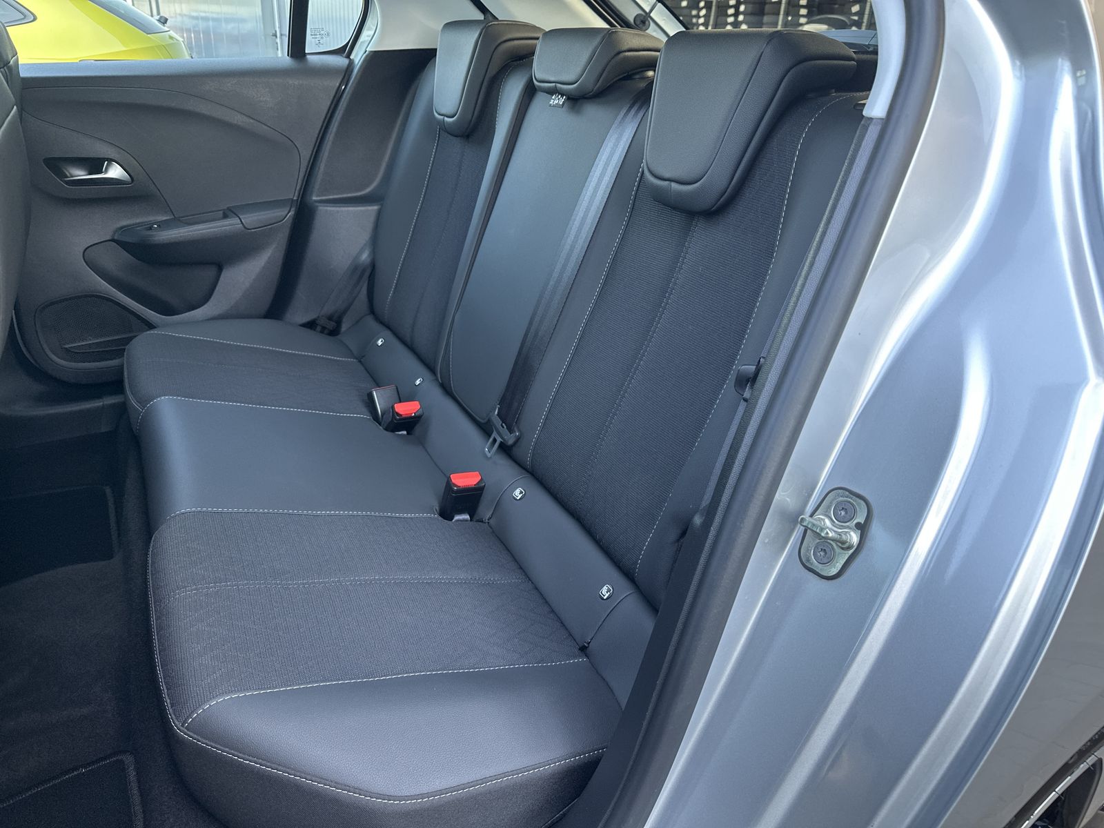 Fahrzeugabbildung Opel Corsa e Elegance LED+180°-KAMERA+V-COCK+PARK&GO