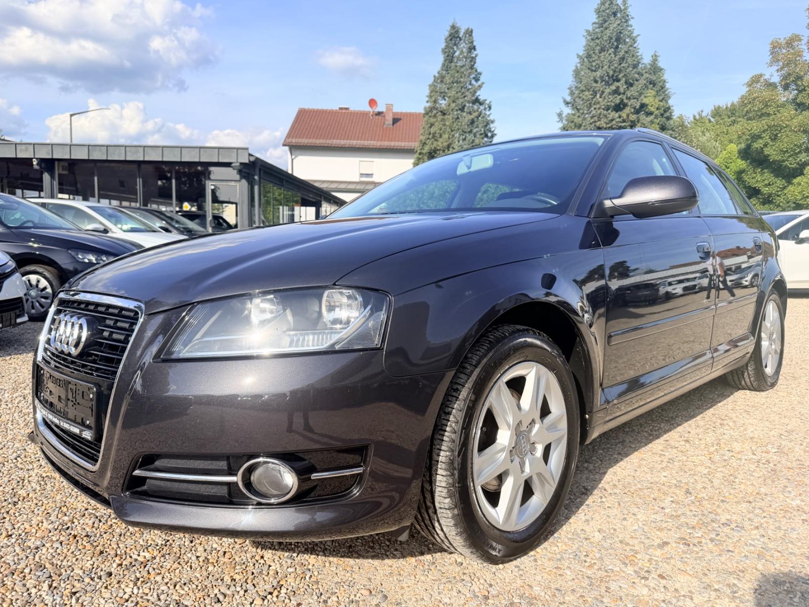 Audi A3 Sportback 1.2 TFSI Attraction NAVI*KLIMAAUTO*