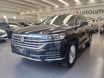 Volkswagen Touareg - 3