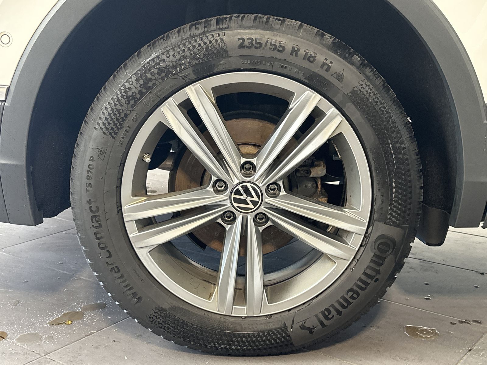 Fahrzeugabbildung Volkswagen Tiguan Allspace Elegance 4M NAV+LED+PANO+AHK+VC
