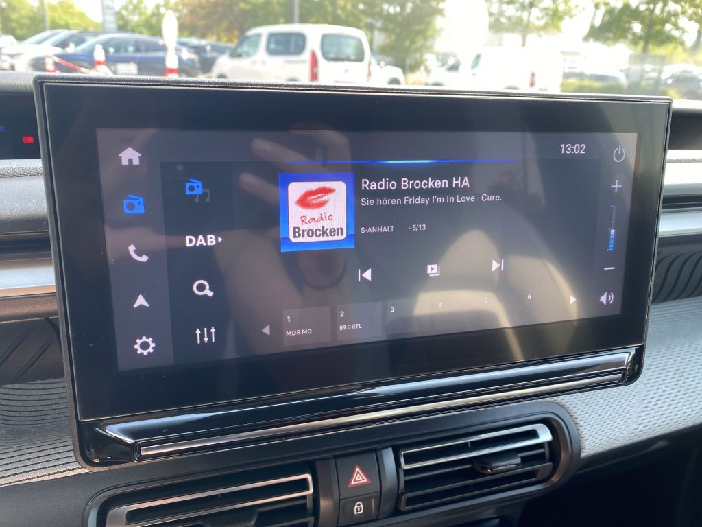 Fahrzeugabbildung Citroën C3 Hybrid 110 Automatik MAX *Winterpak*Navi*Cam*