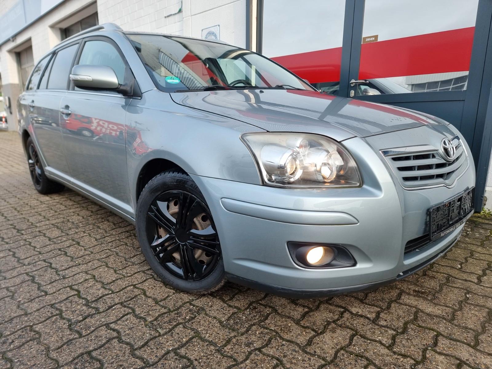Toyota Avensis Kombi 2.0 D-4D Travel HU 03/26