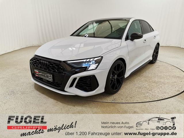 AUDI RS3 2.5 20V TFSI quattro B&amp;O|Keramik|Matrix|Pano