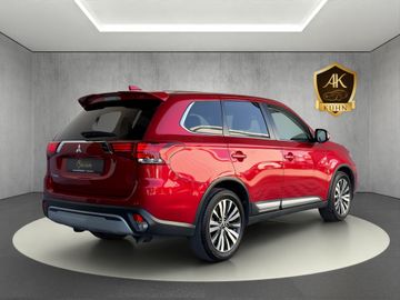 Mitsubishi Outlander - 9
