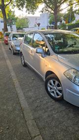 Nissan TIIDA - Nissan Tiida von privat